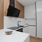 Luxury Providenca With Private Rooftop Terrace Apartman *