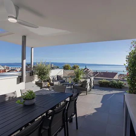 Luxury Providenca With Private Rooftop Terrace شقة