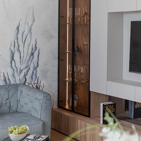 Luxury Providenca With Private Rooftop Terrace *