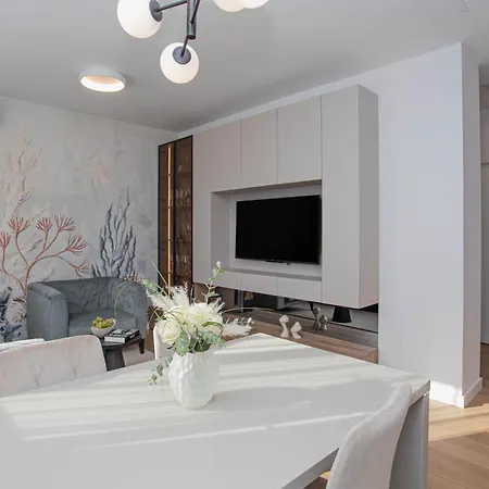 شقة Luxury Providenca With Private Rooftop Terrace
